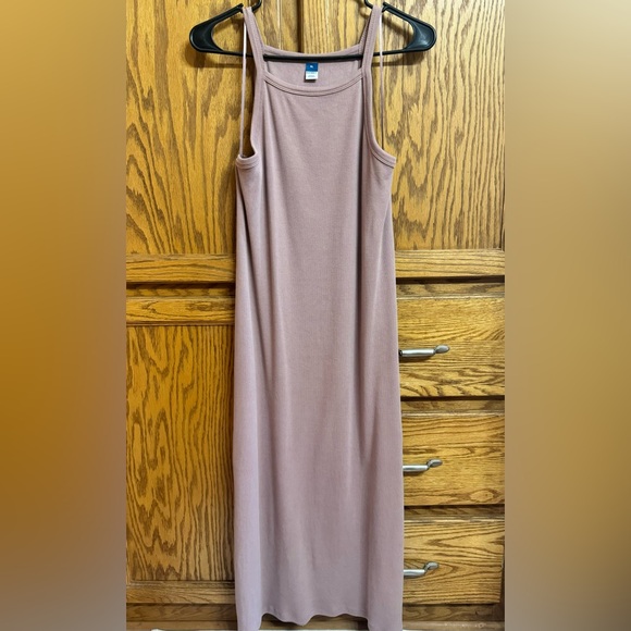 EUC Old Navy - XL - SL Apron Neck Maxi Dress - Pink Salt - Picture 3 of 6